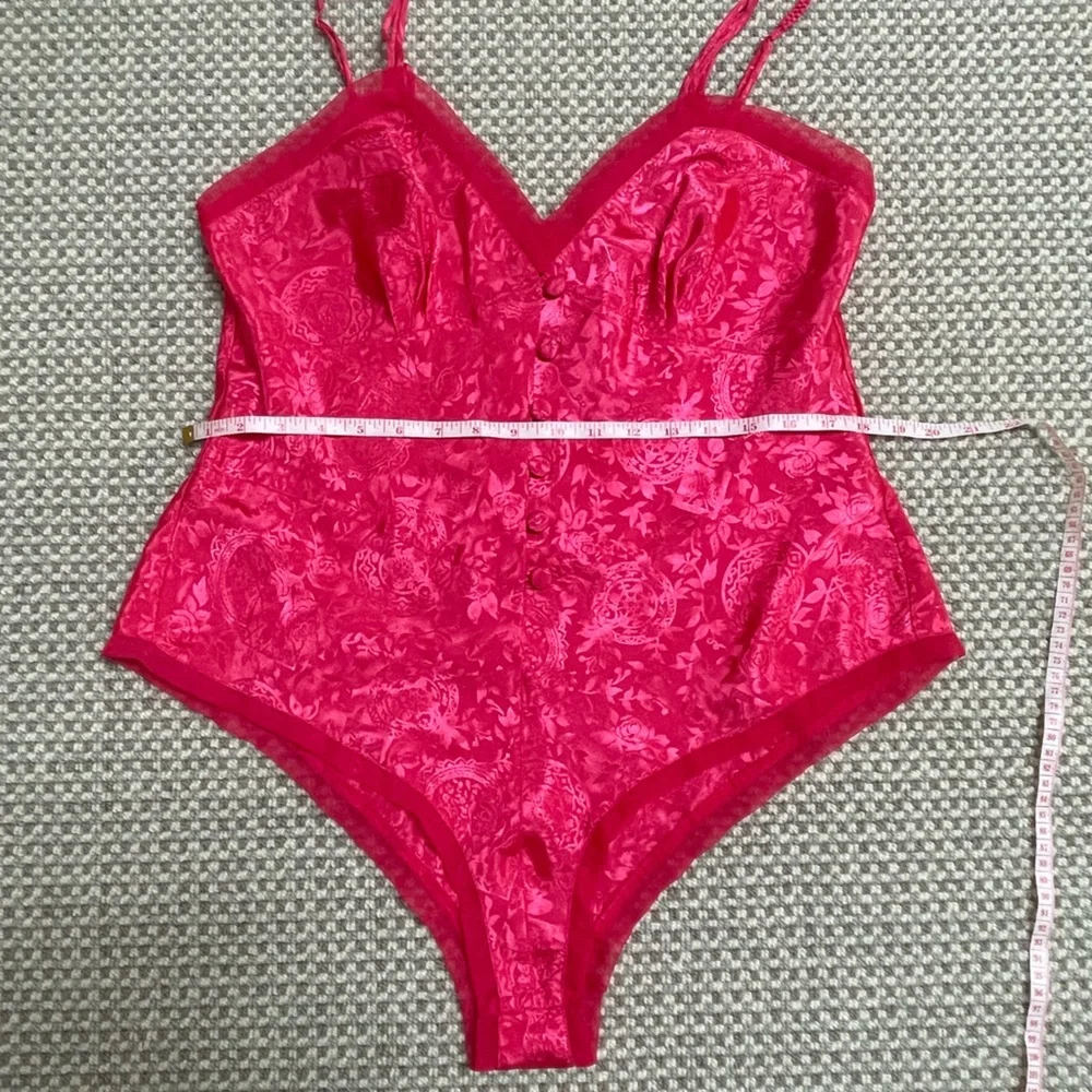 90’s Vintage Victoria Secret Silk Teddy